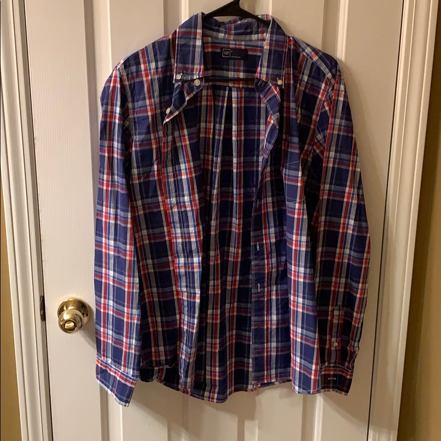 Never Worn Gap Button Down!